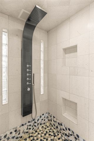 8001 Ryans Reef Lane, Las Vegas, NV 89128