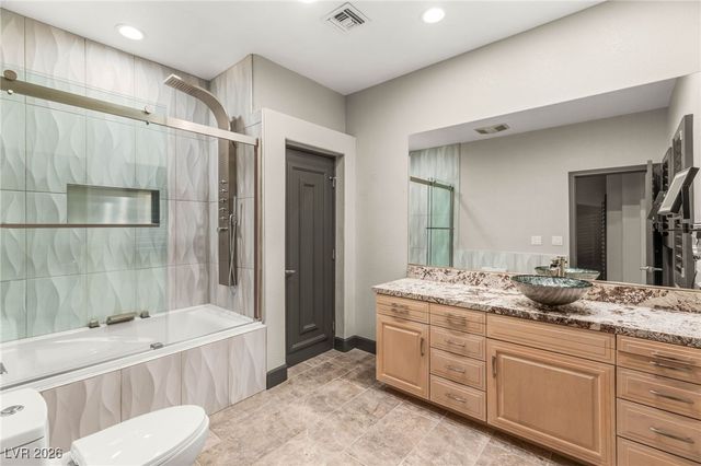 8001 Ryans Reef Lane, Las Vegas, NV 89128