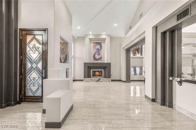 8001 Ryans Reef Lane, Las Vegas, NV 89128