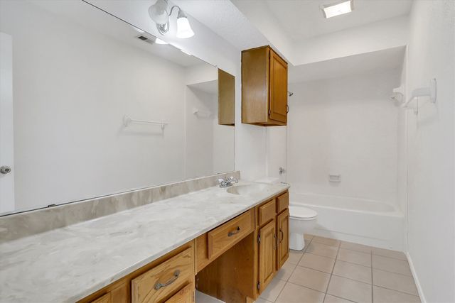 2018 Embassy Way, Carrollton, TX 75006