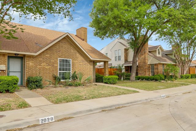 2018 Embassy Way, Carrollton, TX 75006