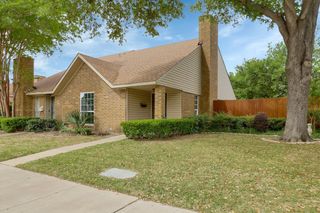 2018 Embassy Way, Carrollton, TX 75006