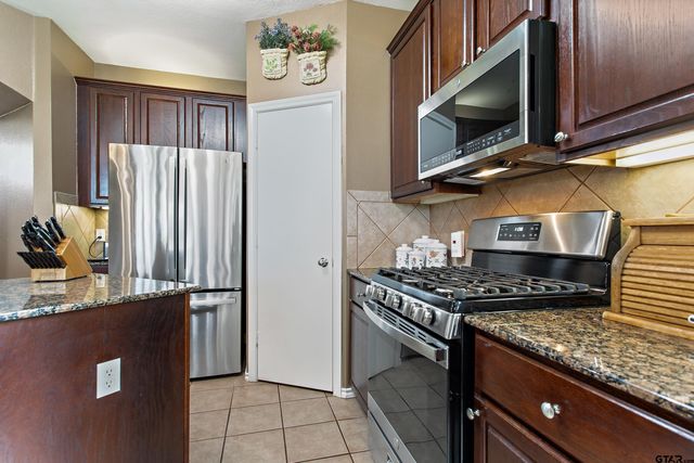 12296 Cross Fence Trl, Tyler, TX 75706