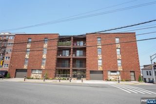 8841 Kennedy 19, North Bergen, NJ 07047