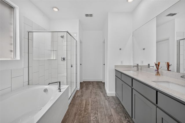 1005 Chaplin Drive, Fort Worth, TX 76247