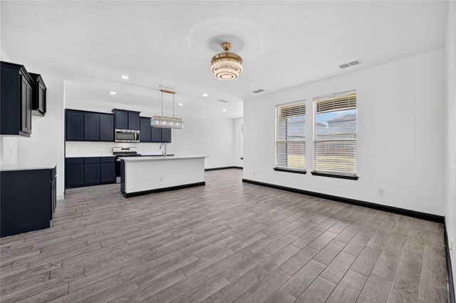 1005 Chaplin Drive, Fort Worth, TX 76247