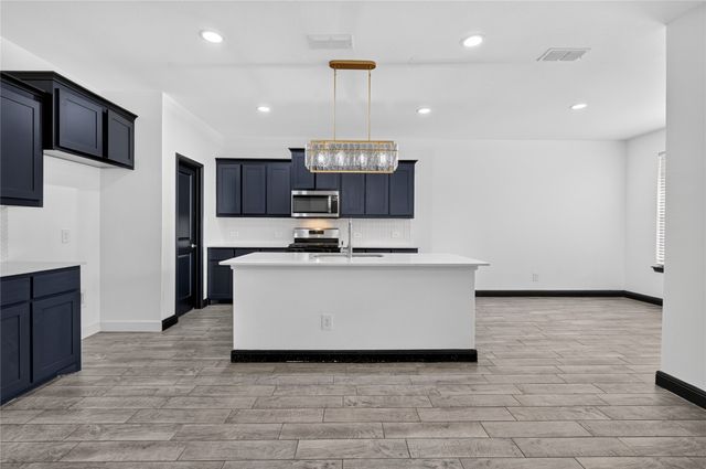 1005 Chaplin Drive, Fort Worth, TX 76247