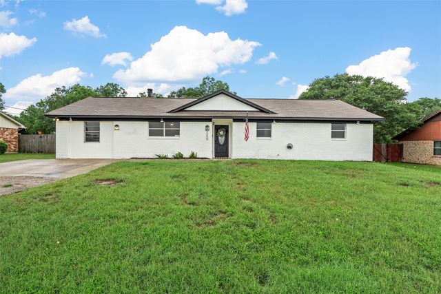 205 Anna Hobbs Lane, Bruceville Eddy, TX 76524