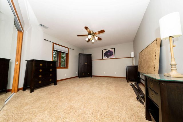 471 E 830 N, Valparaiso, IN 46383