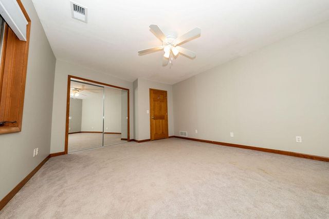 471 E 830 N, Valparaiso, IN 46383