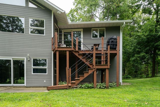 471 E 830 N, Valparaiso, IN 46383
