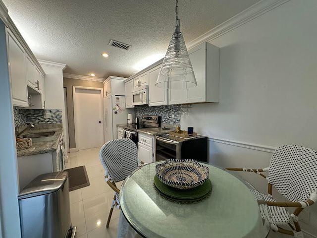 505 NW 36th Avenue, Deerfield Beach, FL 33442