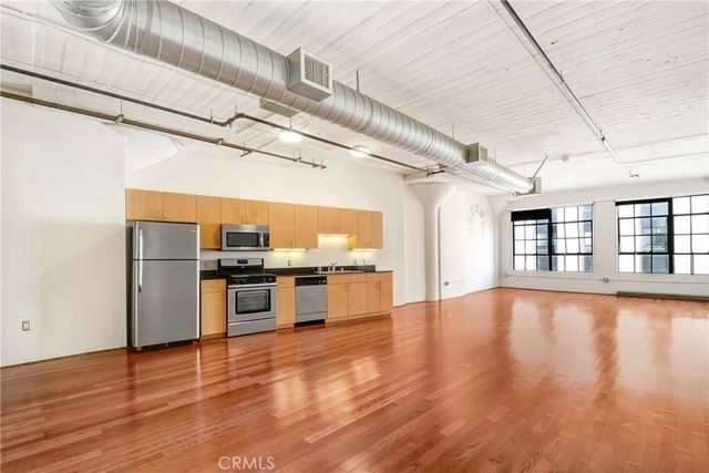 200 N San Fernando, Los Angeles, CA 90031