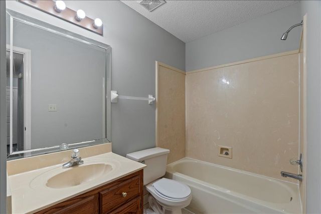 8935 FULTON LN, Memphis, TN 38016