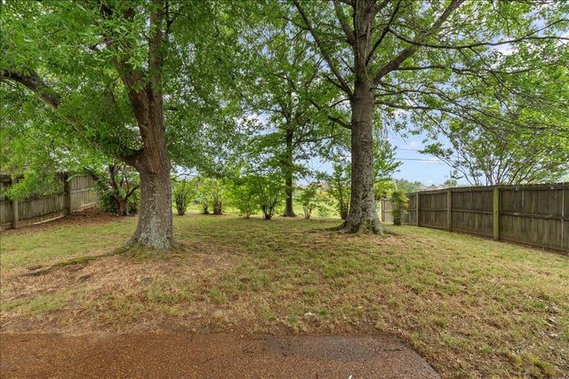8935 FULTON LN, Memphis, TN 38016