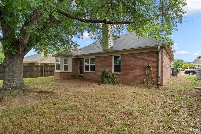 8935 FULTON LN, Memphis, TN 38016