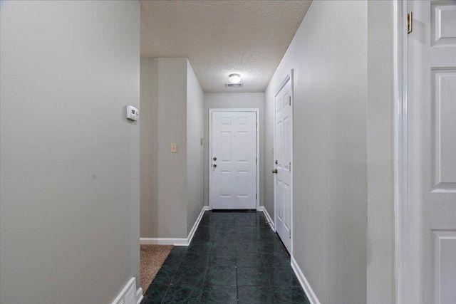 8935 FULTON LN, Memphis, TN 38016