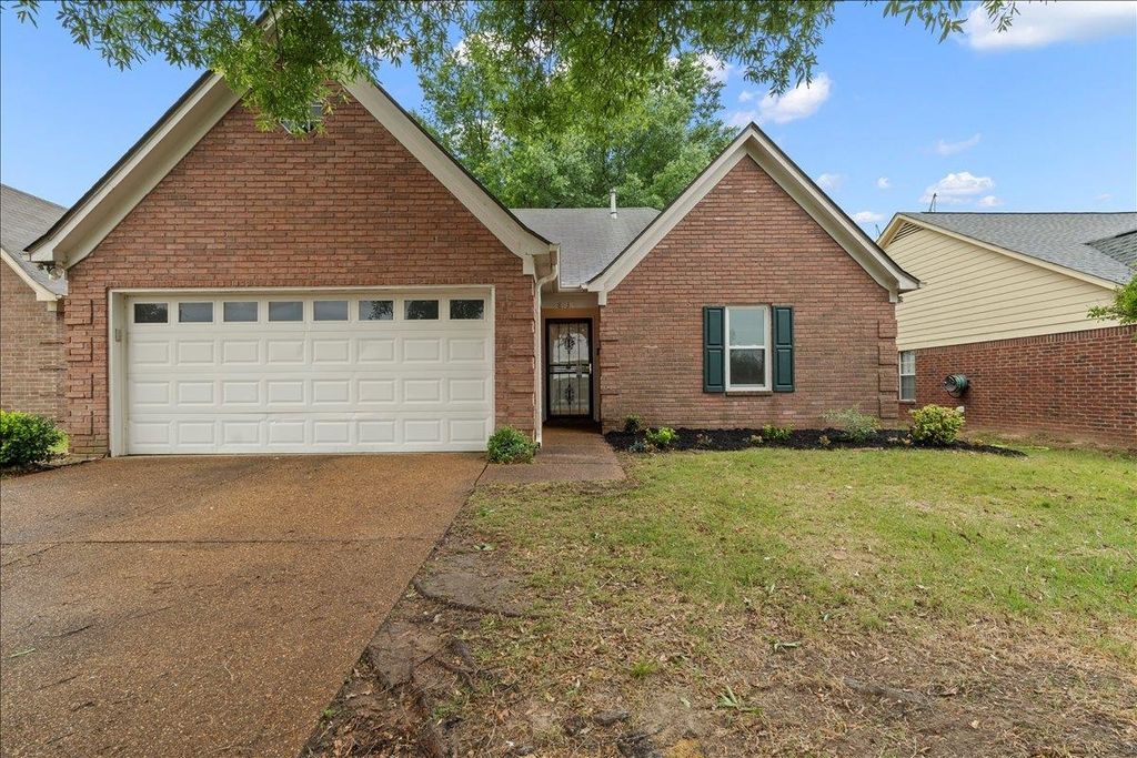 8935 FULTON LN, Memphis, TN 38016