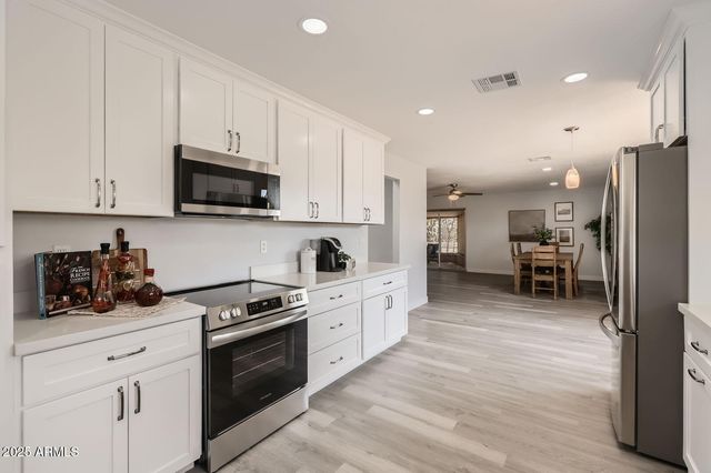 12535 W SKYVIEW Drive, Sun City West, AZ 85375