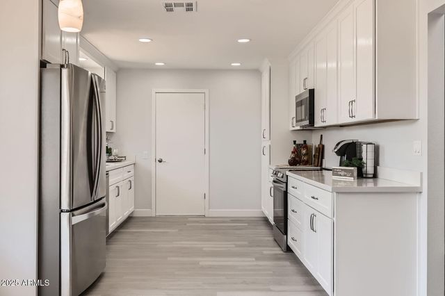 12535 W SKYVIEW Drive, Sun City West, AZ 85375