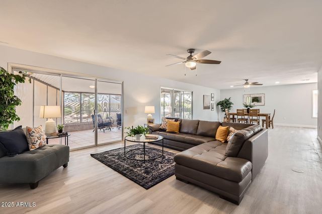 12535 W SKYVIEW Drive, Sun City West, AZ 85375
