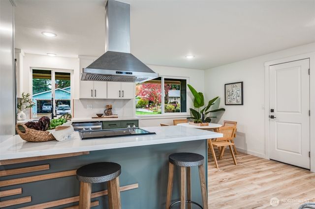 8310 52nd Street Ct W, University Place, WA 98467