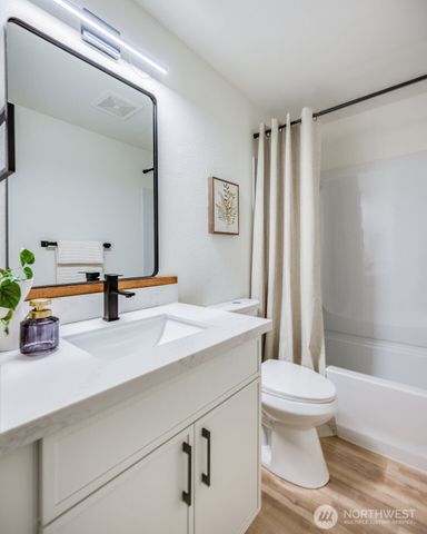 8310 52nd Street Ct W, University Place, WA 98467