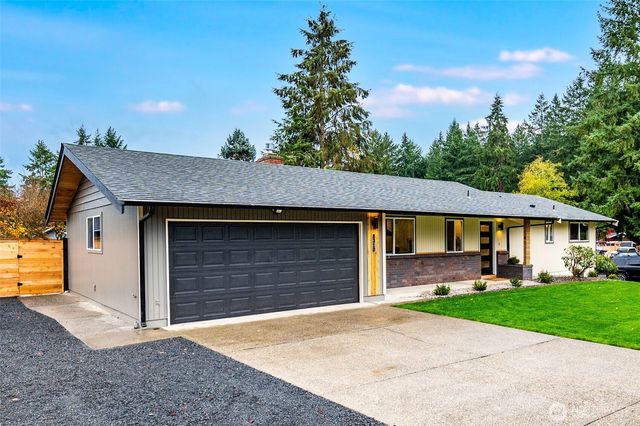 8310 52nd Street Ct W, University Place, WA 98467