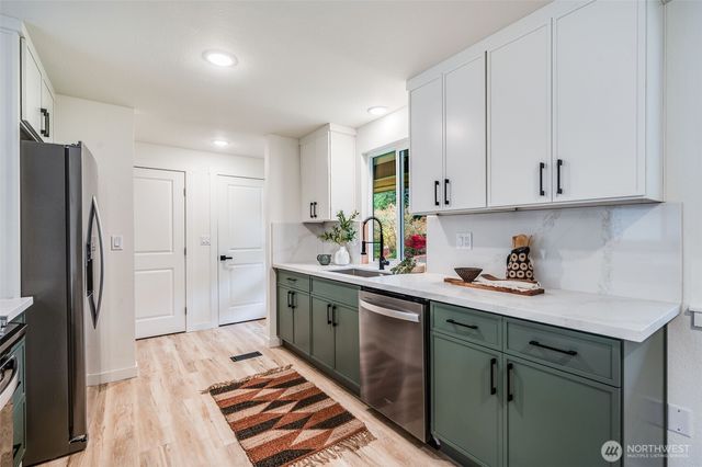 8310 52nd Street Ct W, University Place, WA 98467