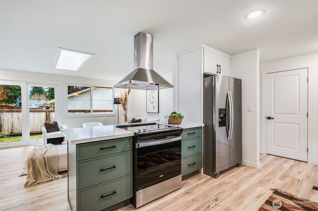 8310 52nd Street Ct W, University Place, WA 98467