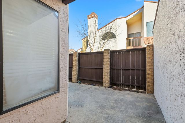 505 Ranch Trail 107, Irving, TX 75063