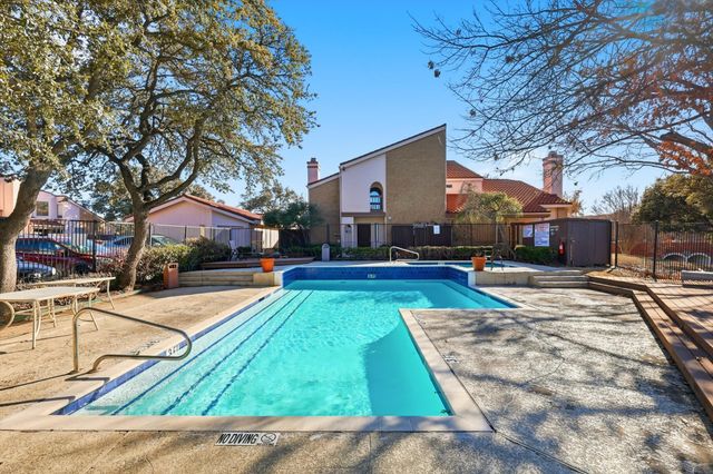 505 Ranch Trail 107, Irving, TX 75063