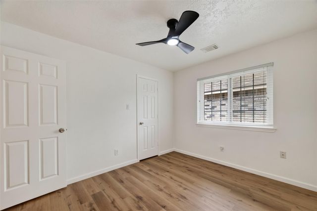 7403 Oak Walk Drive, Humble, TX 77346