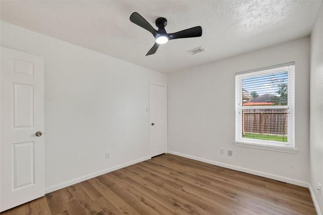7403 Oak Walk Drive, Humble, TX 77346