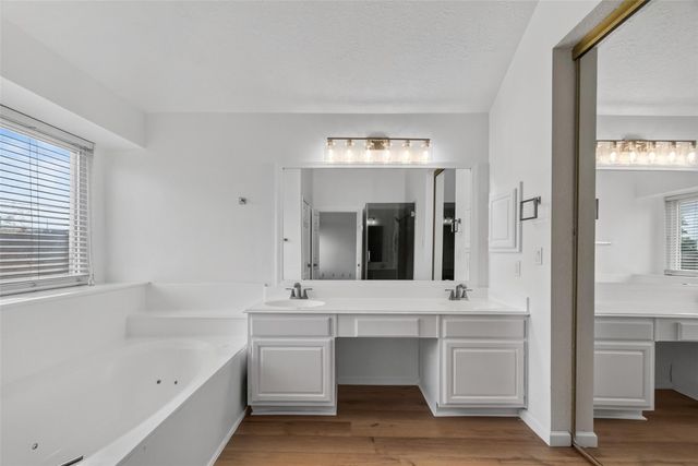 7403 Oak Walk Drive, Humble, TX 77346