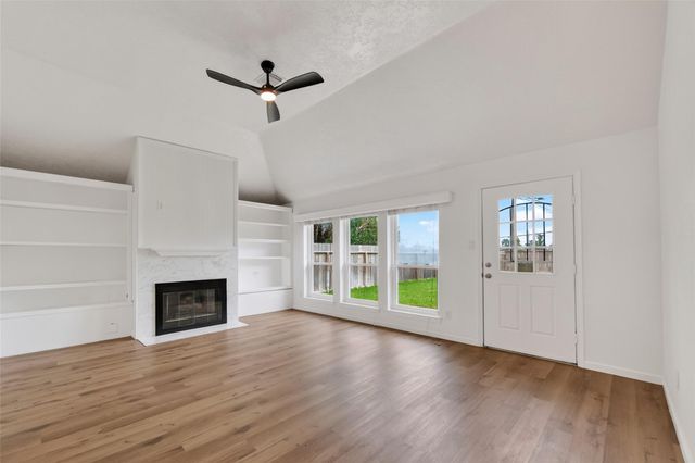 7403 Oak Walk Drive, Humble, TX 77346