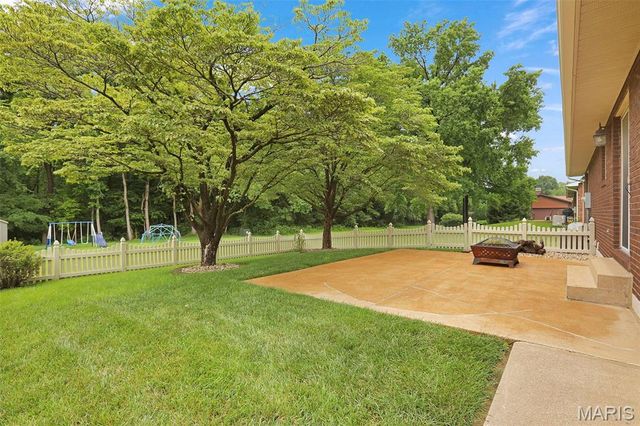 3009 Mark Trail Drive, Glen Carbon, IL 62034