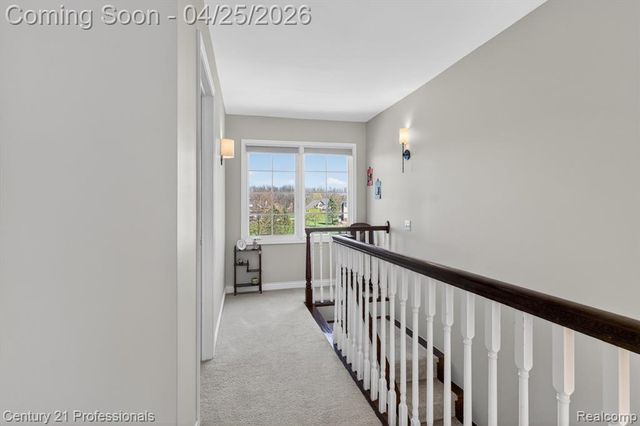 163 W Auburn Trail, Brighton, MI 48114