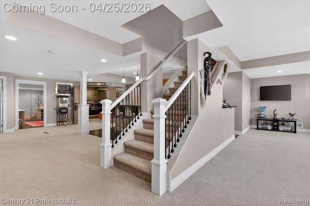 163 W Auburn Trail, Brighton, MI 48114