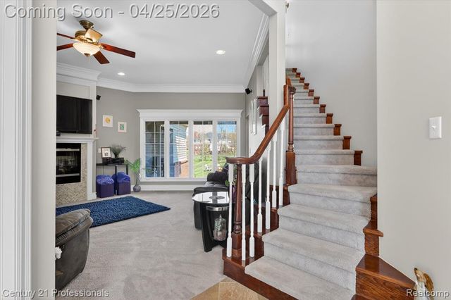 163 W Auburn Trail, Brighton, MI 48114