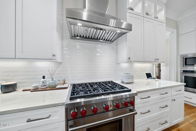 1601 Montvale Grant Way, Cary, NC 27519