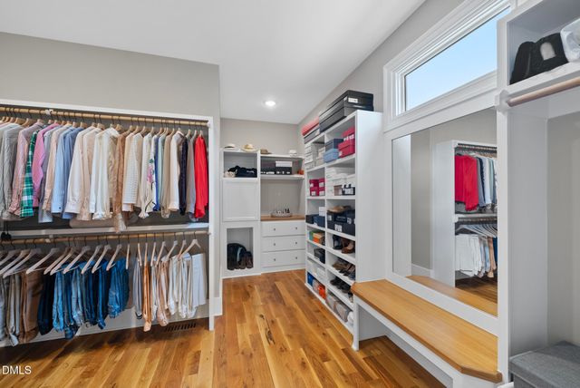 1601 Montvale Grant Way, Cary, NC 27519