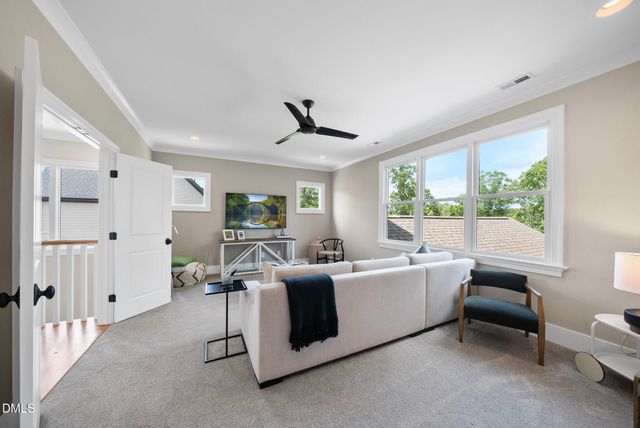 1601 Montvale Grant Way, Cary, NC 27519