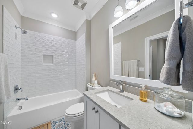 1601 Montvale Grant Way, Cary, NC 27519