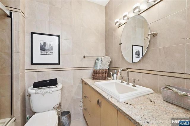 7004 Boulevard East 8C, Guttenberg, NJ 07093