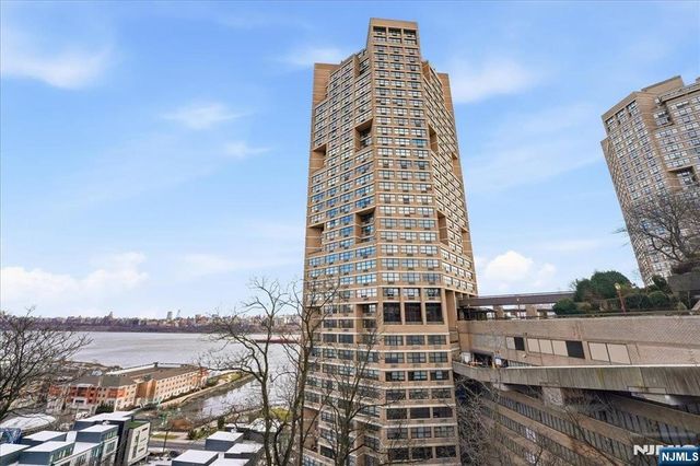 7004 Boulevard East 8C, Guttenberg, NJ 07093