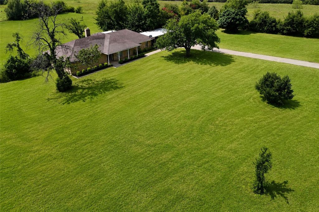 1334 E Stark Road, Seagoville, TX 75159