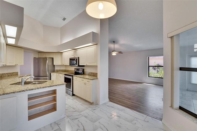 322 NORTHWAY DRIVE, Sun City Center, FL 33573