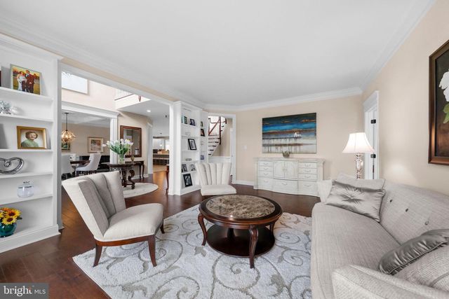 104 TUSCAN LN, Mullica Hill, NJ 08062