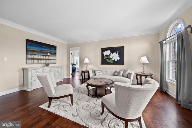 104 TUSCAN LN, Mullica Hill, NJ 08062